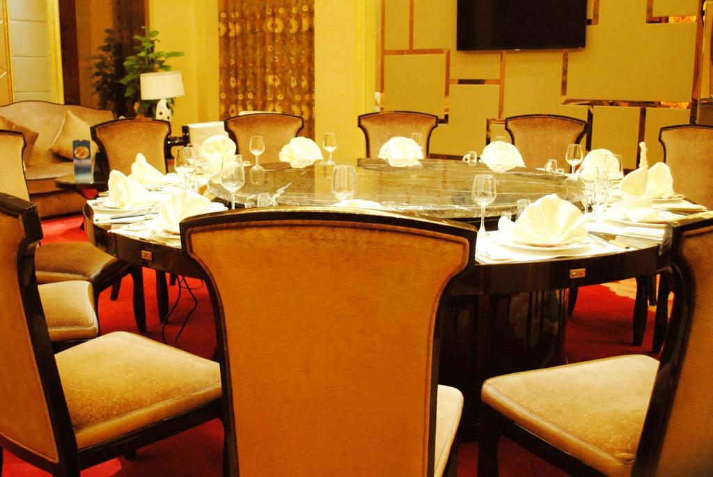 Datong Weidu International Hotel Luaran gambar