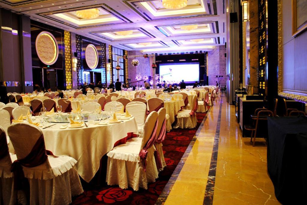 Datong Weidu International Hotel Luaran gambar