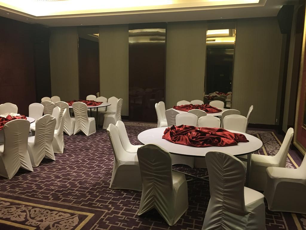 Datong Weidu International Hotel Luaran gambar